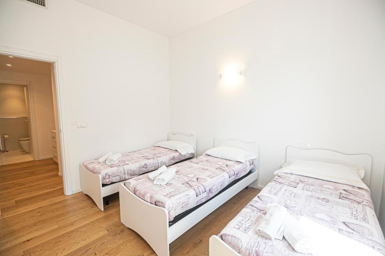 Splendid Apartment Cenova Dış mekan fotoğraf